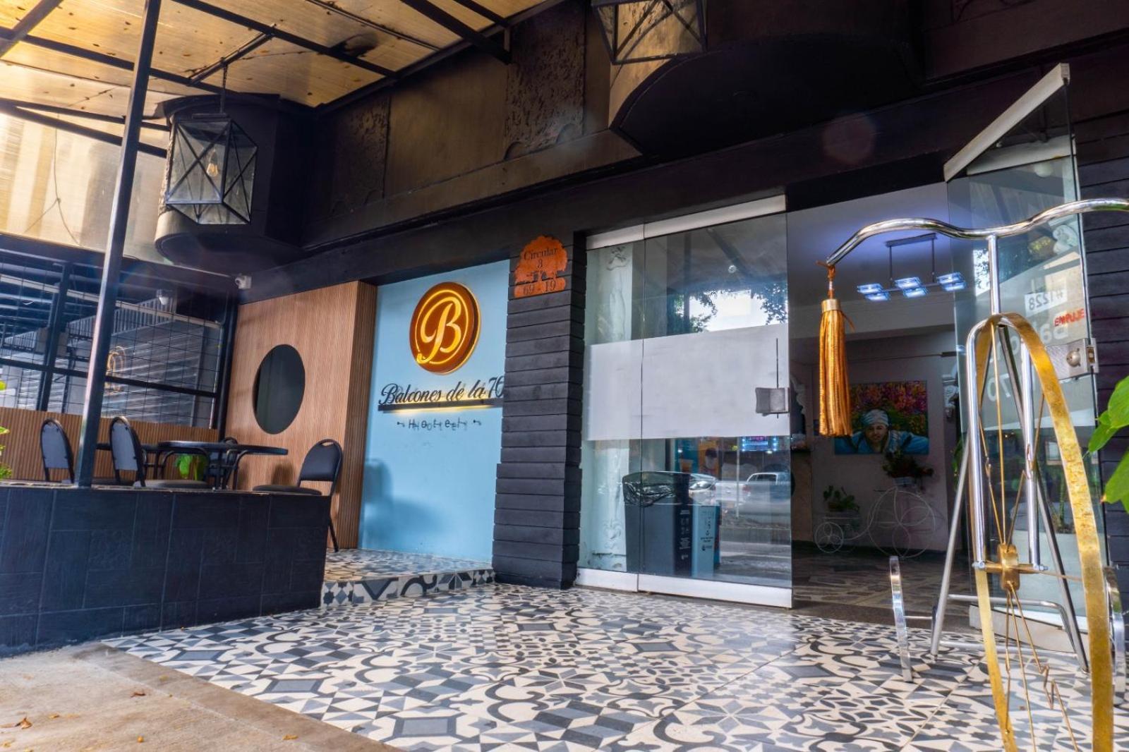 Ayenda 1228 Balcones De La 70 Hotel Medellin Exterior photo
